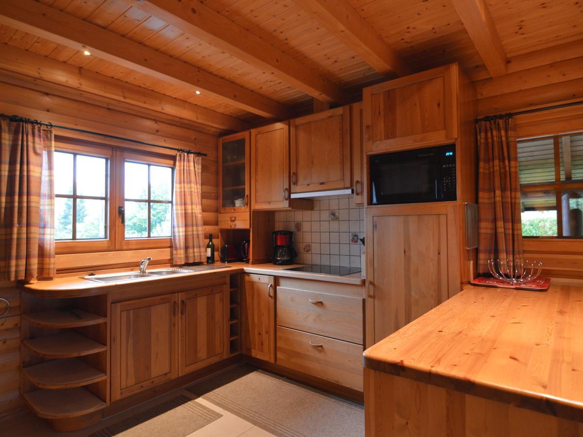 Charming Chalet With Private Garden In Stavelot Hockai Exterior foto